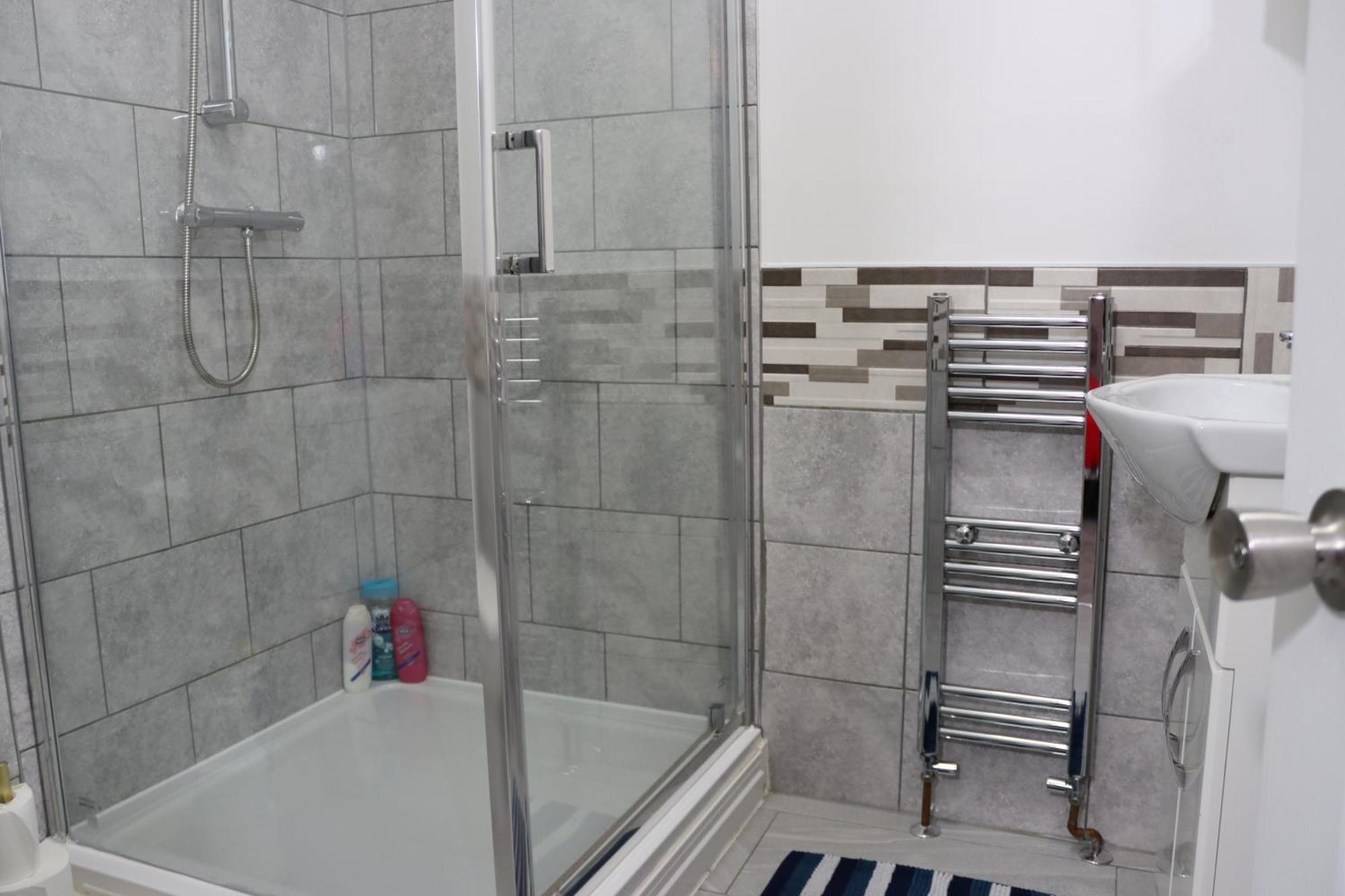 Cosy Studio With Kitchenette And Private Bathroom - 15Mins To Central London! Dış mekan fotoğraf