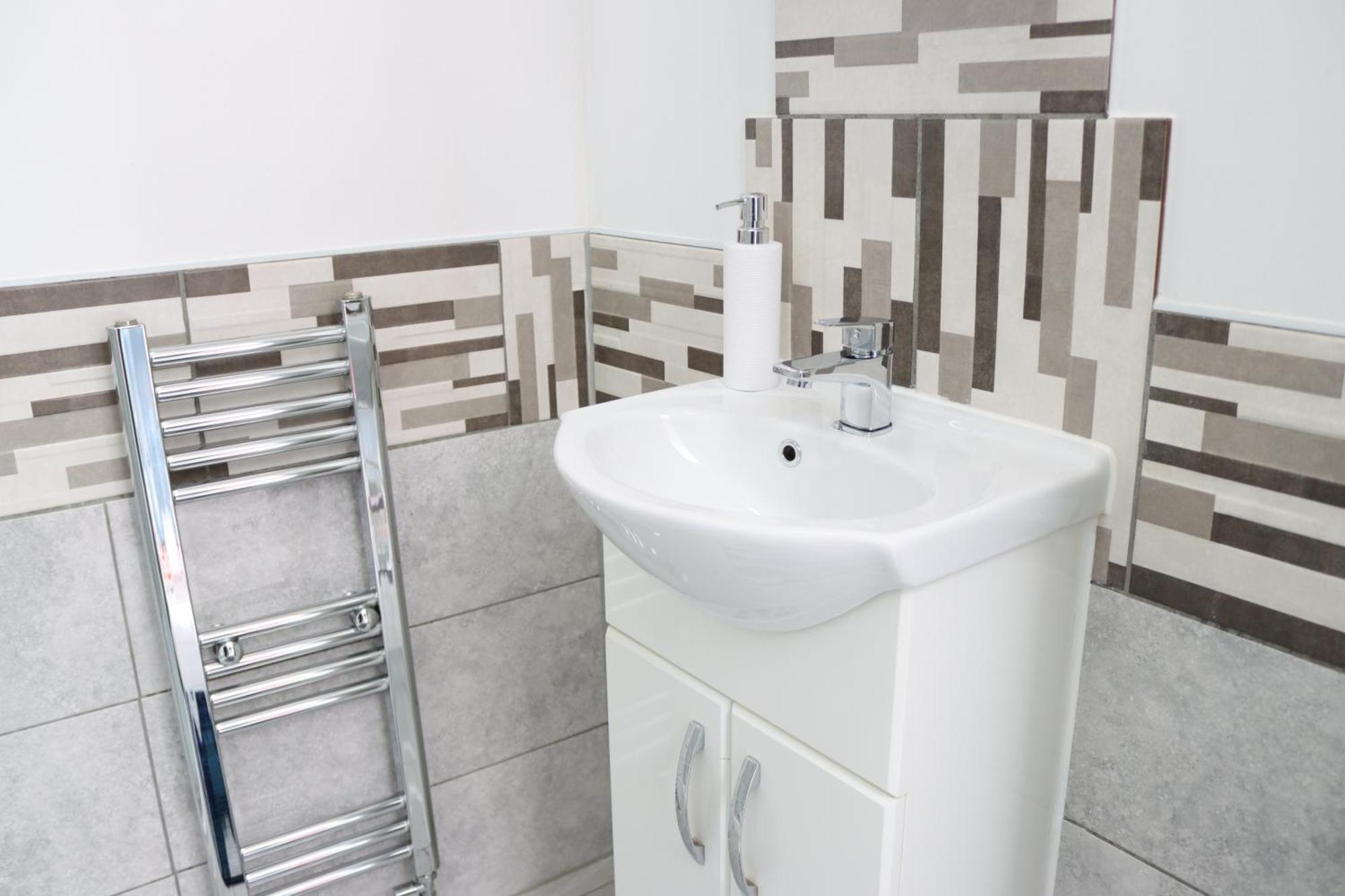 Cosy Studio With Kitchenette And Private Bathroom - 15Mins To Central London! Dış mekan fotoğraf