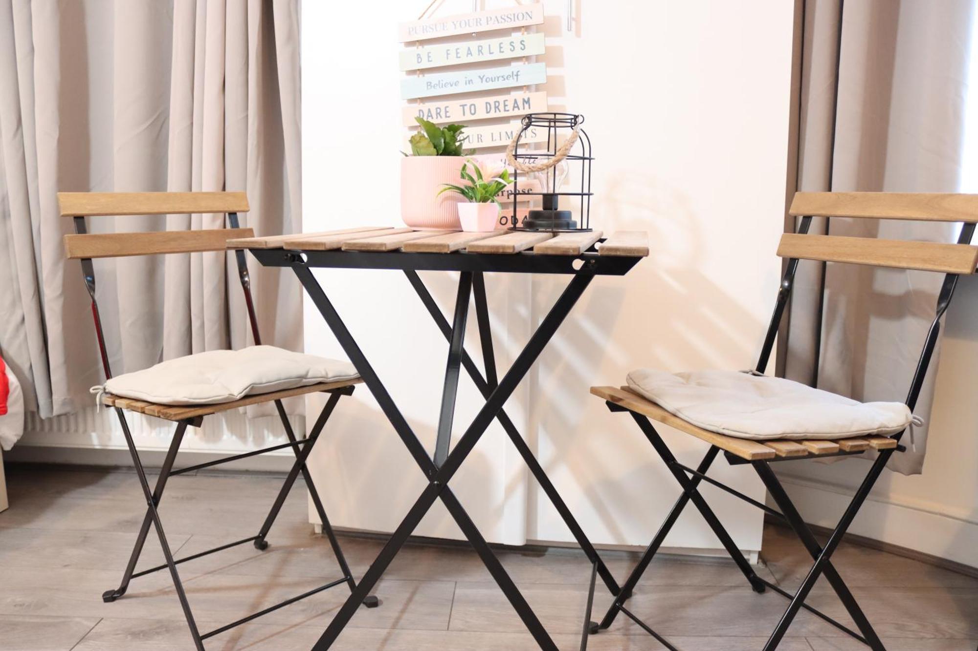 Cosy Studio With Kitchenette And Private Bathroom - 15Mins To Central London! Dış mekan fotoğraf